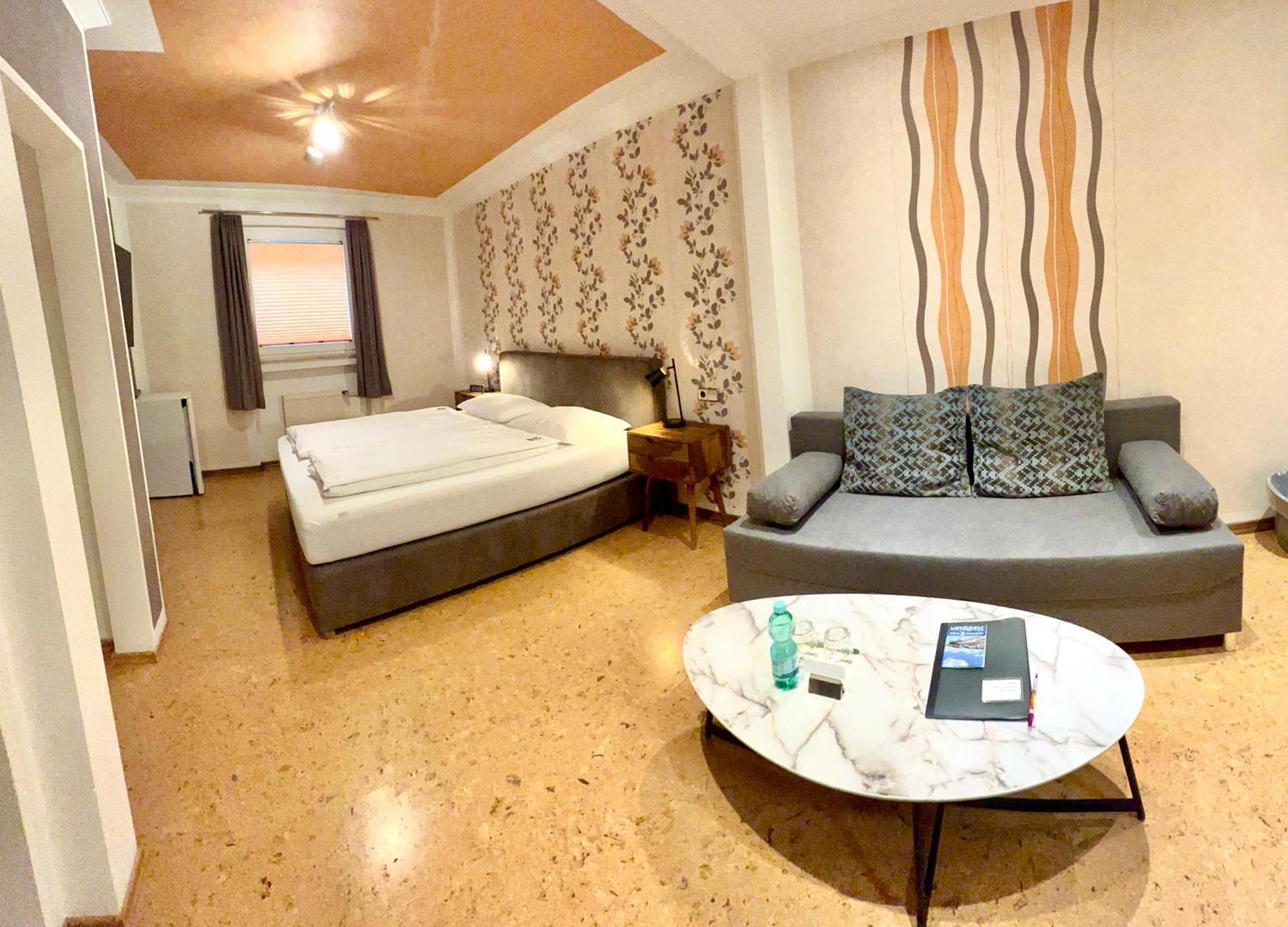 Hotel Zur Loreley - Garni Санкт-Гоар Екстер'єр фото